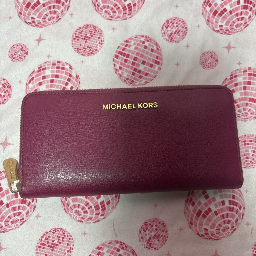 Leather Michael Kors Burgundy large zip Wallet